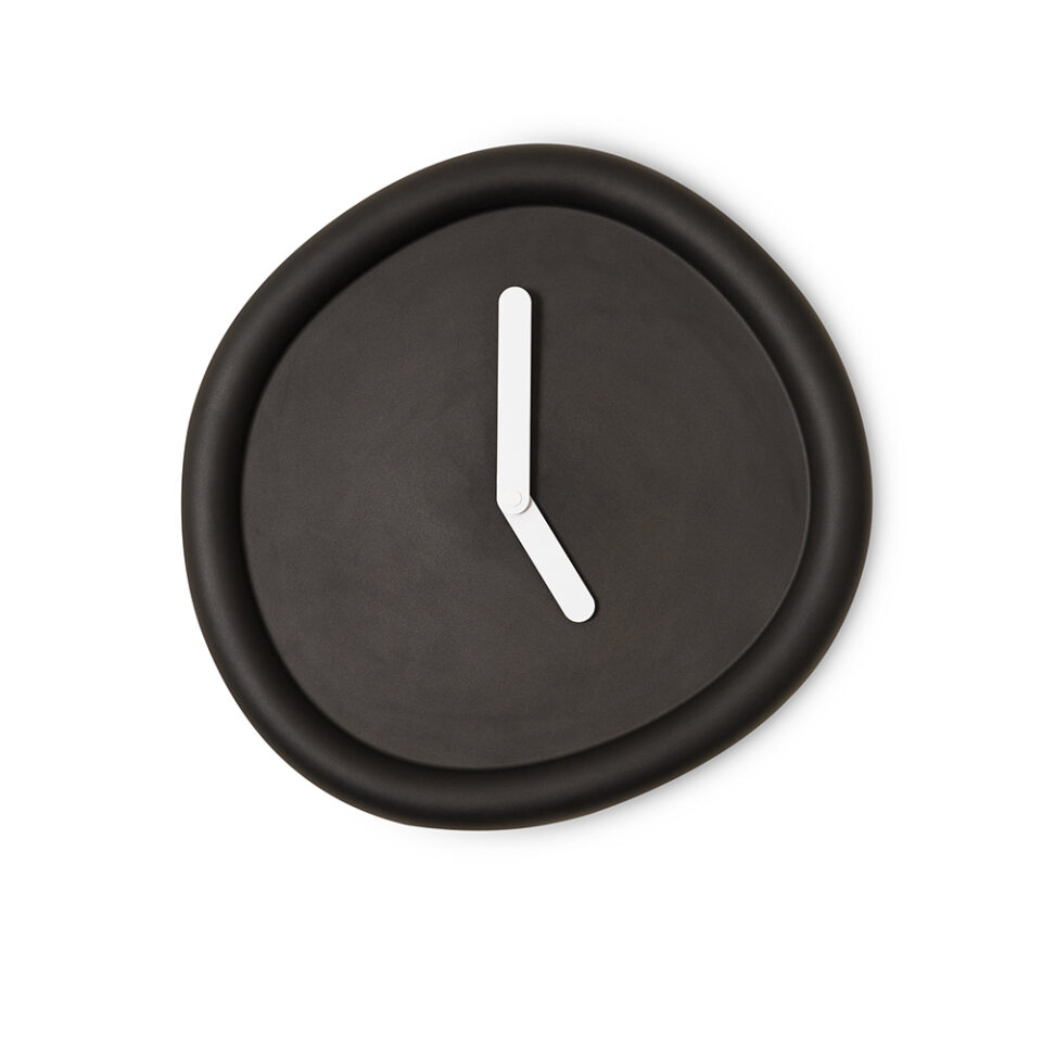 RC001_Werkwaardig_roundclock_black_front_2_Low