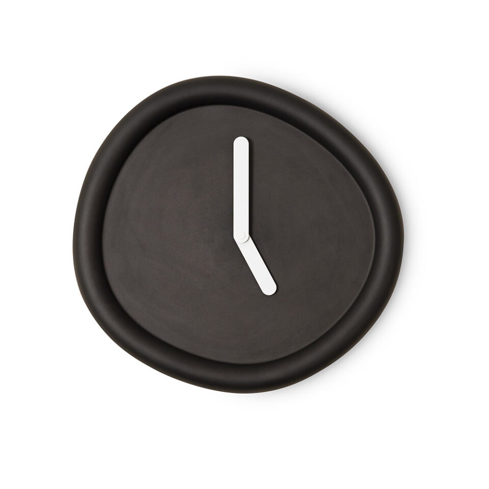 RC001_Werkwaardig_roundclock_black_front_4_Low