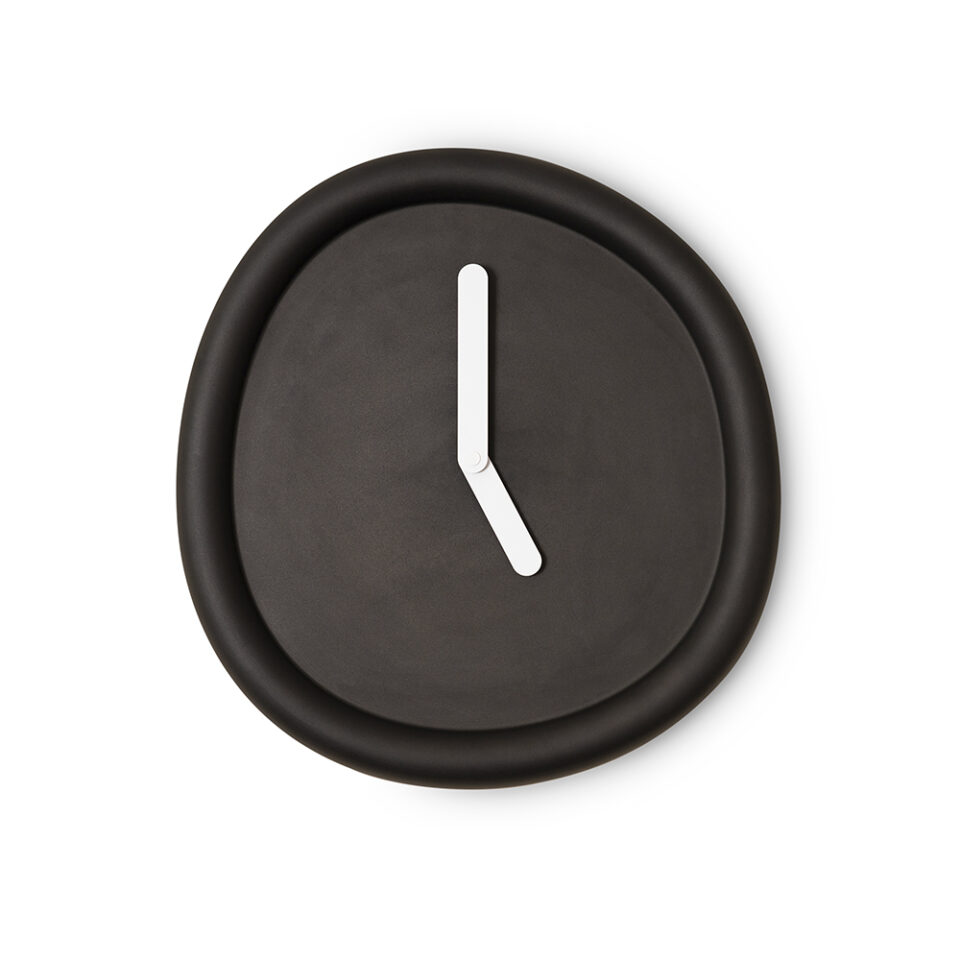 RC001_Werkwaardig_roundclock_black_front_6_Low