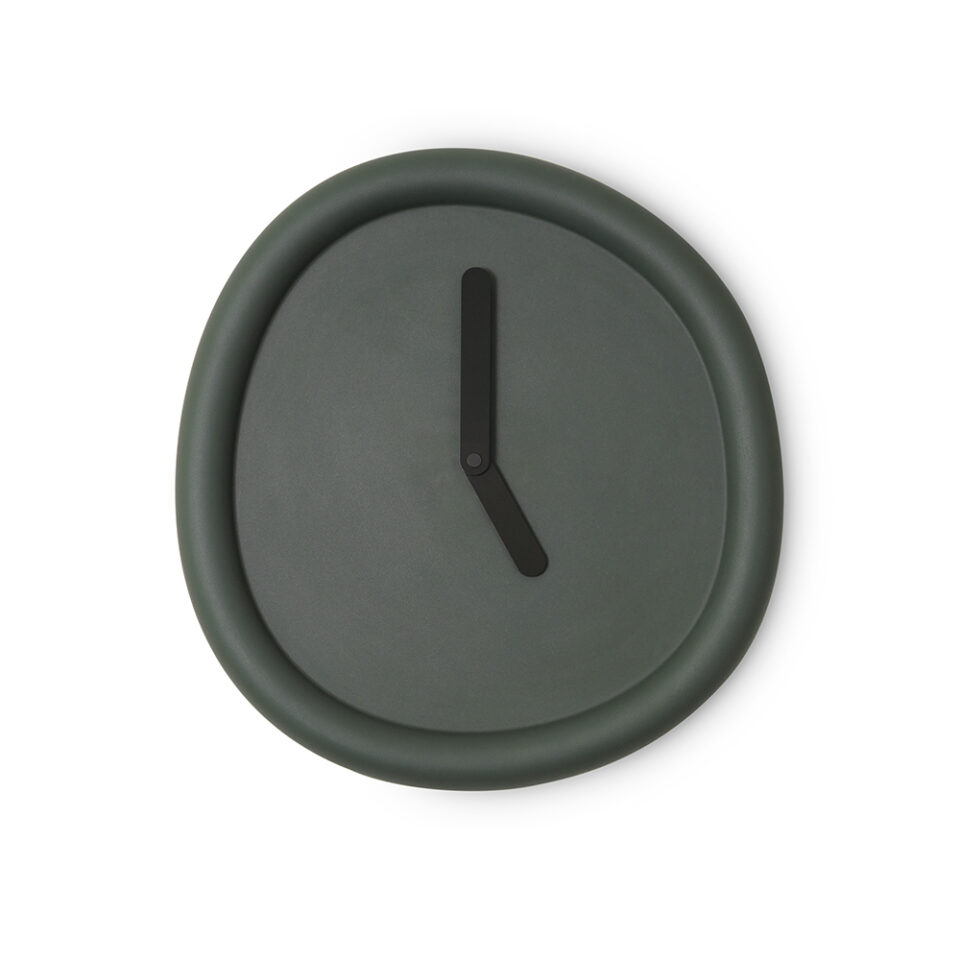 RC003_Werkwaardig_roundclock_deepgreen_front_6_Low