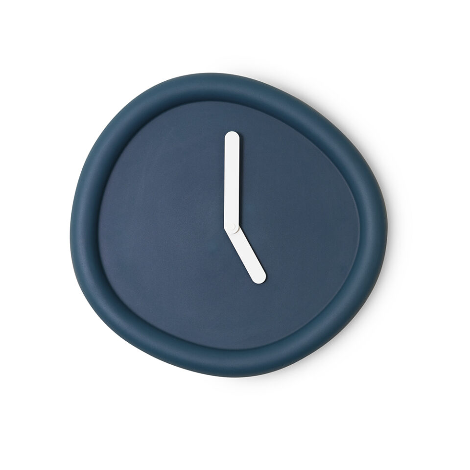 RC004_Werkwaardig_roundclock_deepblue_front_4_Low