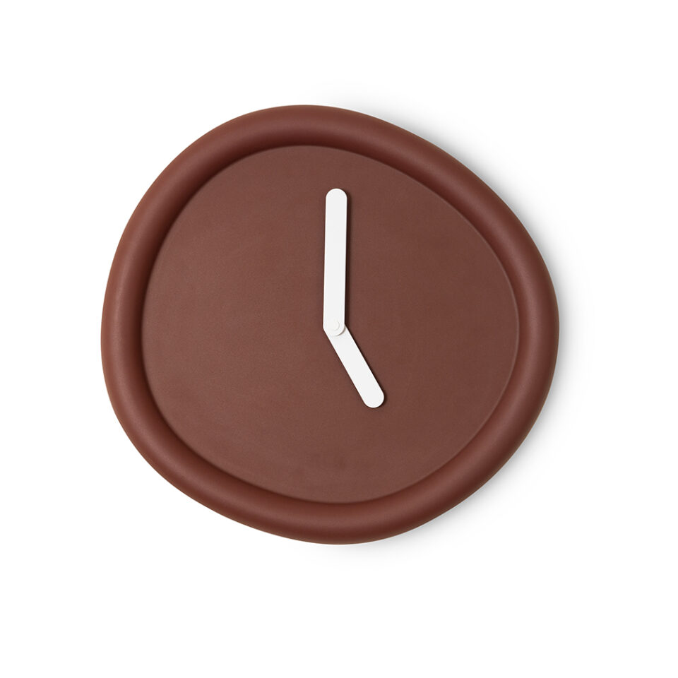 RC005_Werkwaardig_roundclock_deepred_front_4_Low