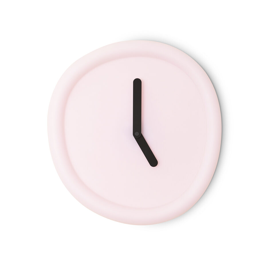 RC006_Werkwaardig_roundclock_babypink_front_3_Low
