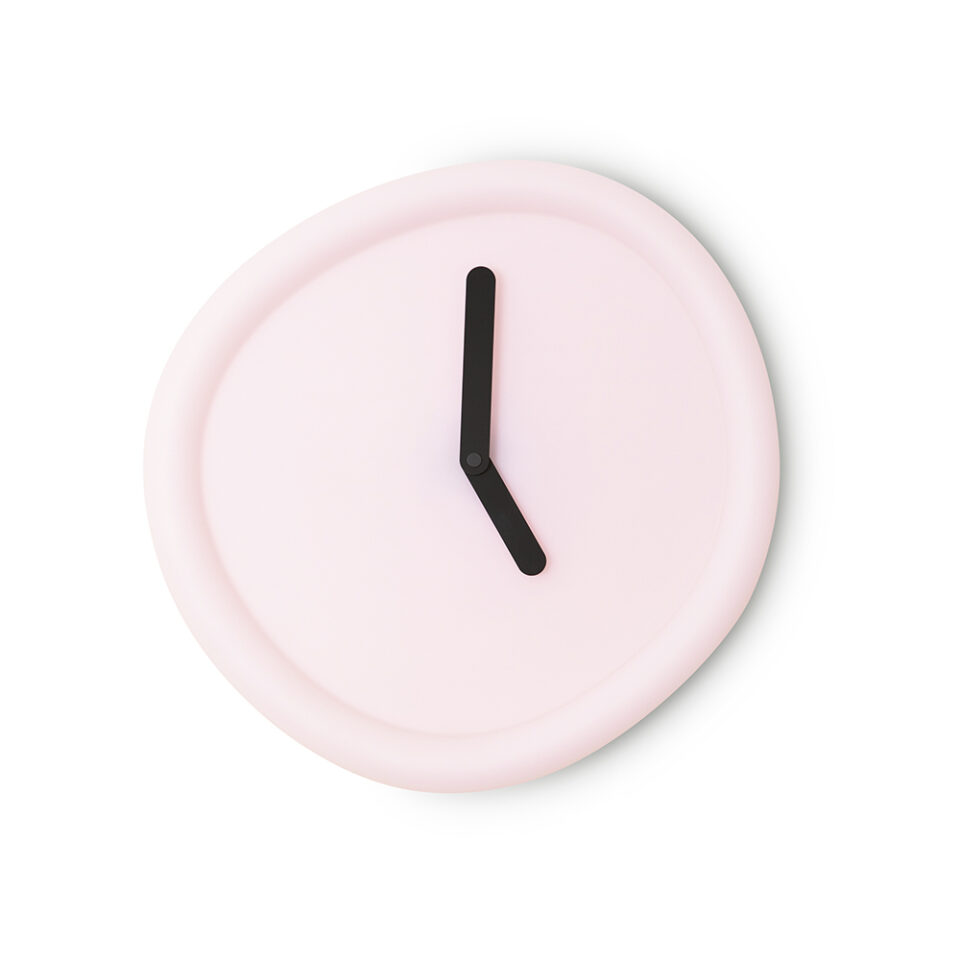 RC006_Werkwaardig_roundclock_babypink_front_5_Low