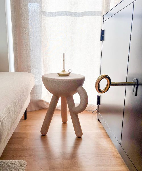 Tubby-stool_Werkwaardig_Gerard-de-Hoop_Sand_2-3