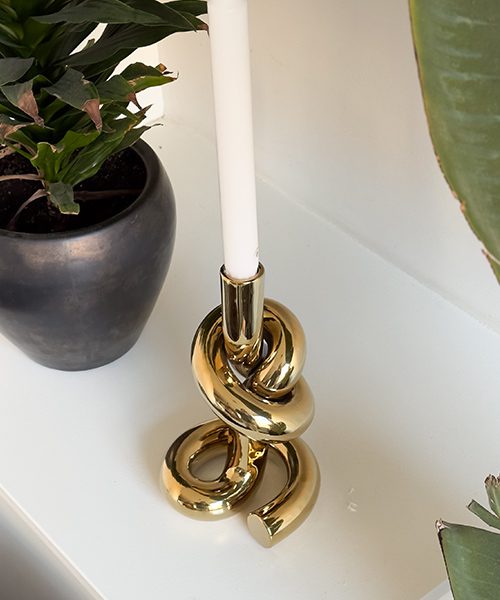 Werkwaardig_Knotted-Candleholder_Gold_KC003_interior2